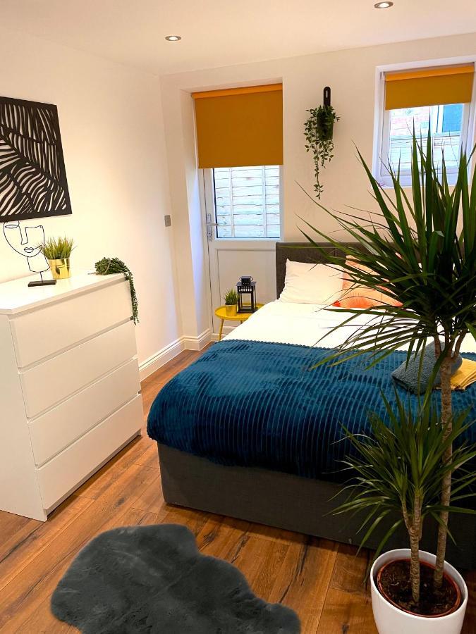 Smart/ Modern One Bedroom Flat パーリー エクステリア 写真
