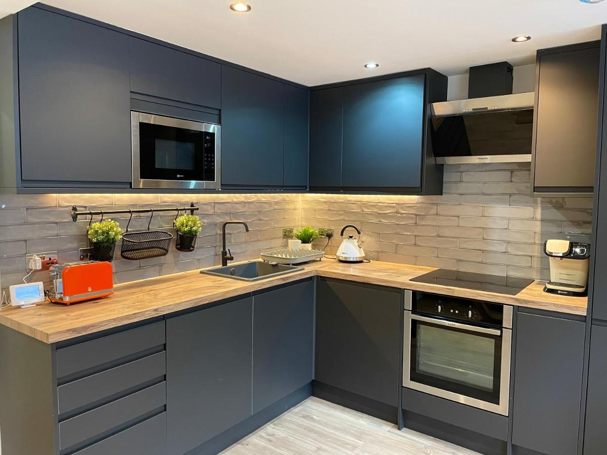 Smart/ Modern One Bedroom Flat パーリー エクステリア 写真