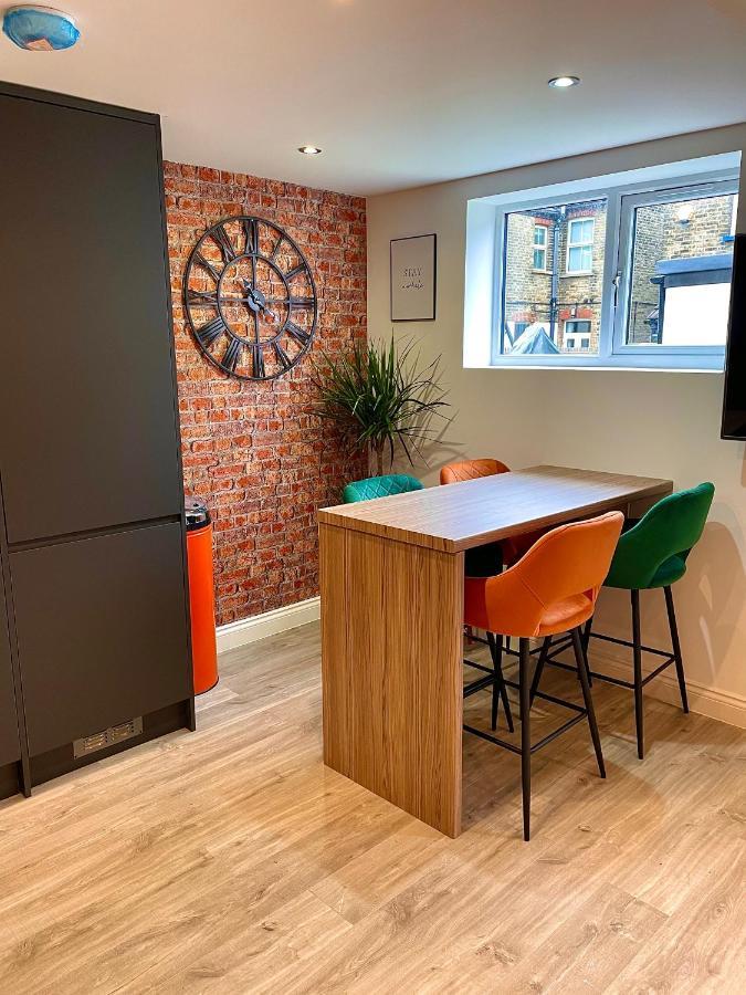Smart/ Modern One Bedroom Flat パーリー エクステリア 写真
