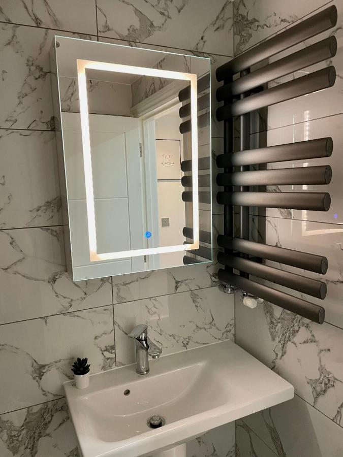 Smart/ Modern One Bedroom Flat パーリー エクステリア 写真